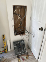 Electrician❌ Repairs and installations✅Orlando fl