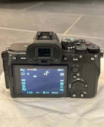 sony a 7IV