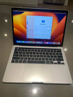 2020 Apple Macbook Pro A2338 M1 Chip 256gb SSD  8gb Memory DDR4