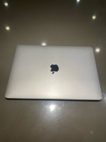 2020 Apple Macbook Pro A2338 M1 Chip 256gb SSD  8gb Memory DDR4