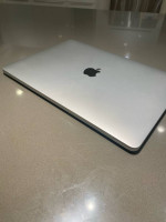 2020 Apple Macbook Pro A2338 M1 Chip 256gb SSD  8gb Memory DDR4