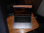 2019 macbook pro laptop,13.3" retina, touchbar,250gb ssd,works great