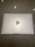 2017 MacBook Air 13 A1466 MQD32LL/A 8gb 128 SSD i5 1.8