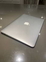 2017 MacBook Air 13 A1466 MQD32LL/A 8gb 128 SSD i5 1.8