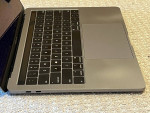 2018 MacBook Pro 13" Touch Bar Four Thunderbolt 3 Ports