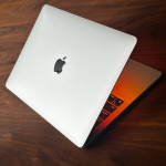 2020 Apple M1 Macbook Pro 13” 16GB/1TB