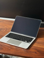 2020 Apple M1 Macbook Pro 13” 16GB/1TB