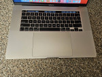 Apple Macbook Pro 16" i7 16gb ram 500gb Drive  2019