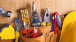 HANDYMAN SIDING FASCIA FRAMING REMODELING RENOVATIONS JUNK REMOVAL