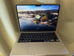 Apple M2 MacBook Air (2022), 13.6 " screen, 16gb Ram, 512 GB Storage,