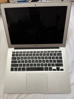 Apple MacBook Air (13", Mid 2017), FOR PARTS ONLY