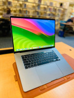 16 inch i9 64gb 1tb 8gb graphic Apple MacBook Pro with Applecare+