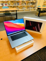 M1 Max 32gb 1tb 16 inch MacBook Pro with Applecare+
