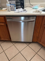 HANDYMAN SERVICE - Repairs, Installs & Replace