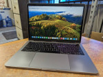 Apple MacBook Pro 13" 2018 Quad Core i7 16gb 256gb SSD