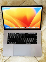 2018 MacBook Pro 15" Touchbar, New Battery, 16/512