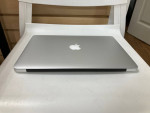 Macbook Air 13 inch Mid 2013 core i7 8GB RAM 256GB SSD