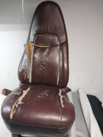 UPHOLSTERY CAR AND BOUT