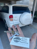 AUTO LOCKSMITH ๐ LOCKOUTS - LOST KEYS - REMOTE PROGRAMMING FOBS