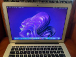 2017 MacBook Air 1.8ghz i5 / 128gb ssd / 8gb ram laptop with office