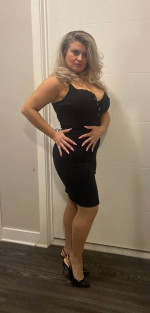 Rejuvenating, Amazing Massage by a Beautiful female therapist.In/out