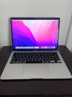 For sale: Apple MacBook Air i5 1.1ghz 13inch (Early 2020) 512 GB SSD