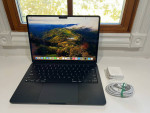 MacBook Air M2 13” 8GB 256GB Midnight color Brand New