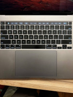 Apple MacBook Pro 16" intel i9 8-core