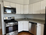 Amazing 2Bed 1Bath~$2395. Lynn