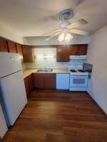 Charming 2BED/1BATH West Allis Townhose Apartment