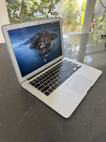 MacBook Air Laptop 13"