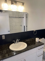 2 Bedroom / 2 bathroom Apartment Downtown
