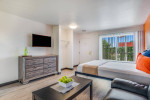 Free Premium Cable TV, Free Utilities, Studio
