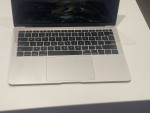 MacBook Air 13" – 256 GB SSD - Works Great - Software