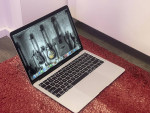 MacBook Air 13" – 256 GB SSD - Works Great - Software