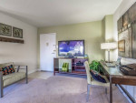 ππ΄πππ Three bedroom Apt , CLOSE TO GROCERIES STORE