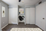 Granite Countertops., 1B/1B, Situated in Sarasota!