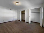 Laundry Facilities, Off Street Parking, Pet Friendly