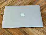 13" MacBook Air i5 256GB SSD