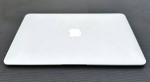 Apple MacBook Air Model A1465 11.6" -Intel Core i5 1.6 GHz 4GB 120GB