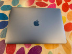 Apple MacBook Pro Computer