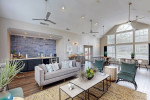 2 Bed/ 1 Bath available now!