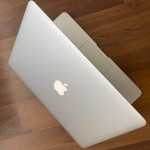 MacBook Air 13-inch Apple Laptop, in great condition