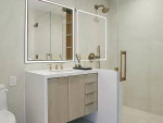 -Lovely 2 bed / 2 bath house long island )-