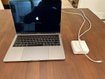 MacBook Pro 2018 13 Inch Space Gray 2.3GHz quad‑core 8th‑generation Intel Co