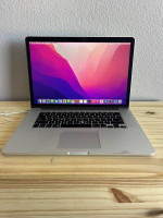 Apple MacBook Pro 15 in Retina Laptop clean iCloud (Monterey 2021)