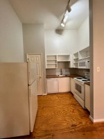 Pet Friendly Studio with Off-Street Parking