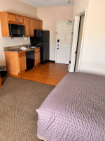 ~Act Fast ~ Weekly Special - No Lease Required!!