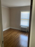 1 BDRM HEAT/HOT WATER INCLUDED