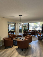 Cable hook-up, Study rooms, Community-wide Wi-Fi